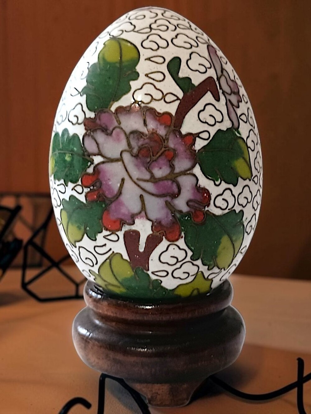 Vintage Chinese Cloisonne Enamel Over Brass Egg Floral Trinket Decor Wood Stand